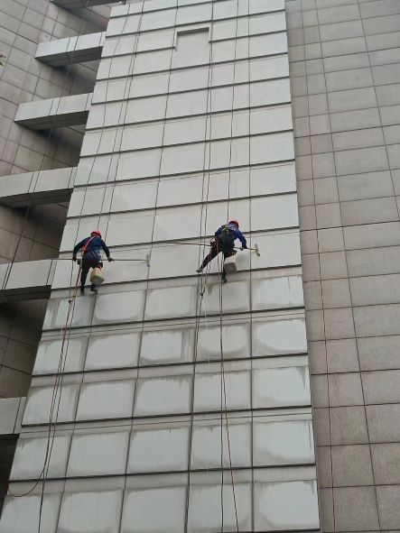 东坡区高空外墙清洗